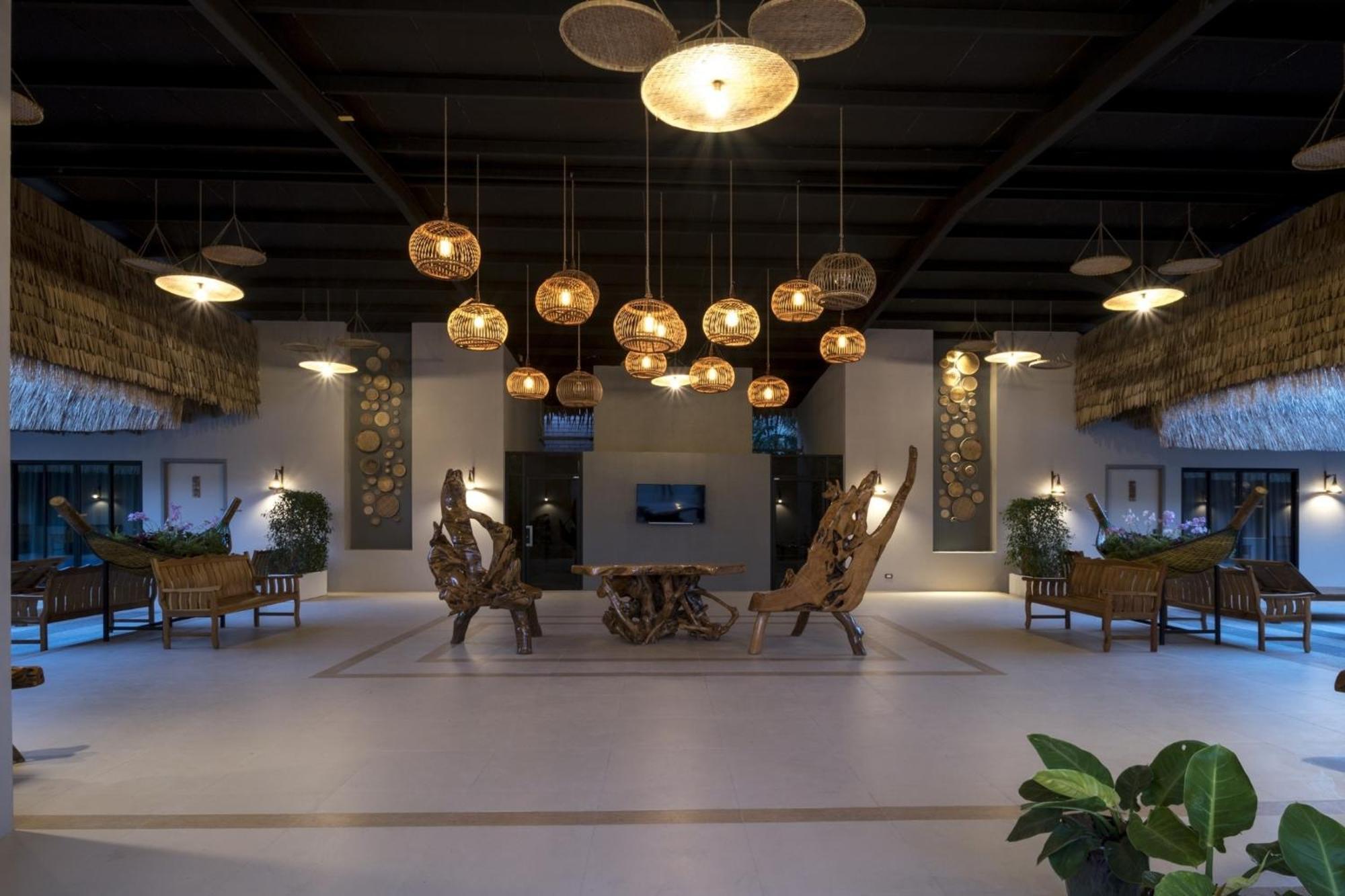Ozone Villa Phuket Pa Khlok Extérieur photo