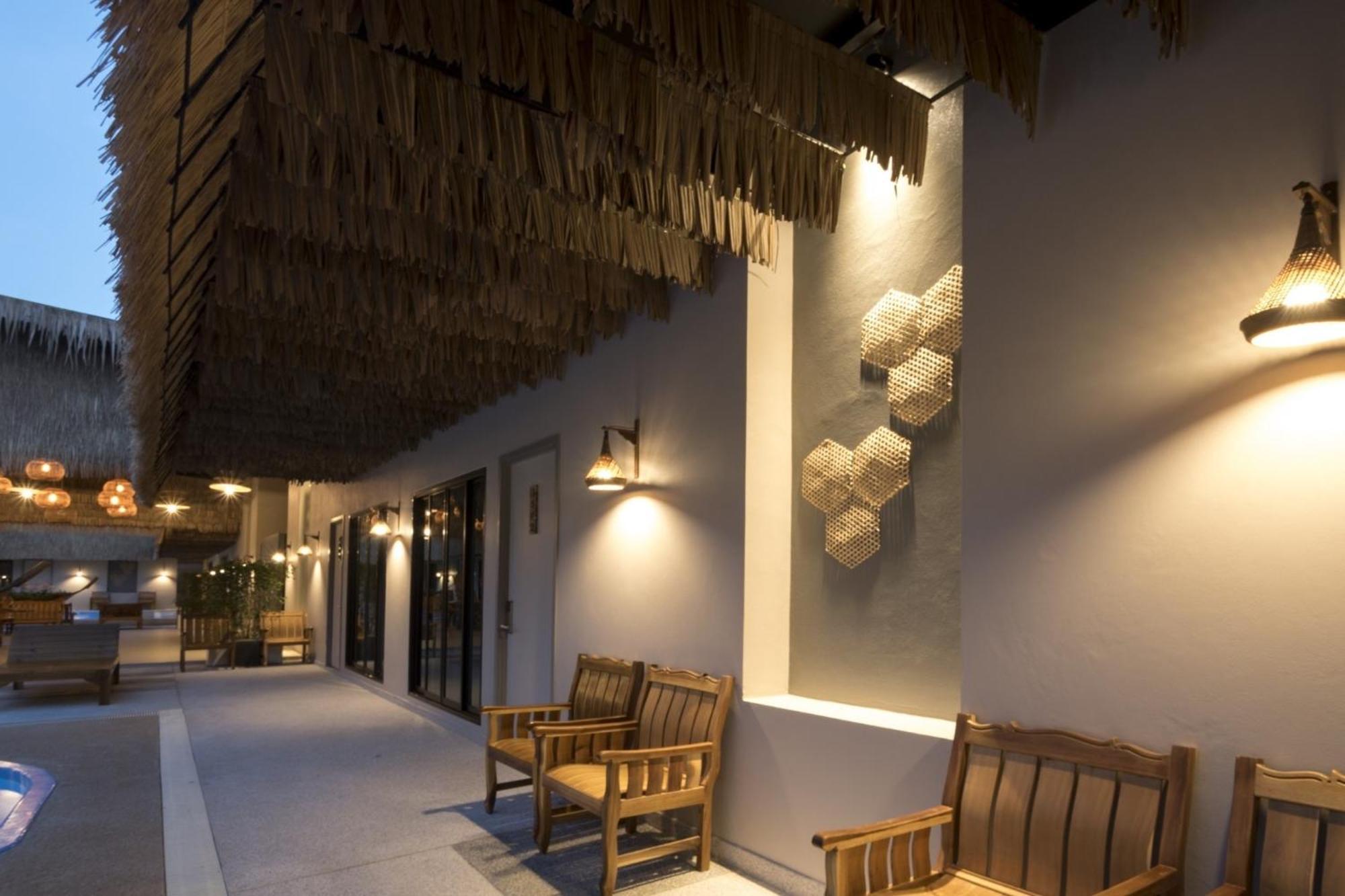 Ozone Villa Phuket Pa Khlok Extérieur photo