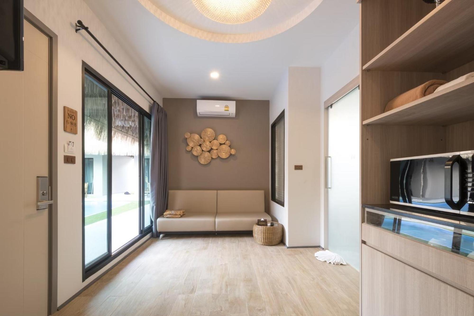 Ozone Villa Phuket Pa Khlok Extérieur photo